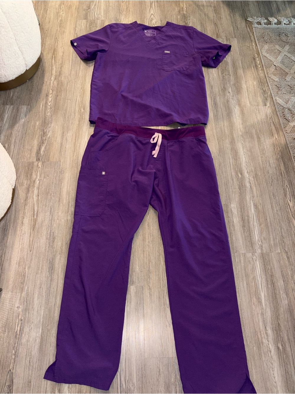 Figs scrubs Rare Purple Grape Color EUC Top is XL, Bottoms are XXL-T
